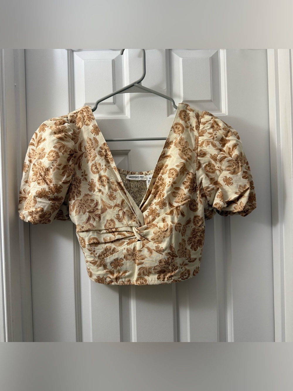 Floral Puff-Sleeve V-Neck Crop Top - Cream & Brown
